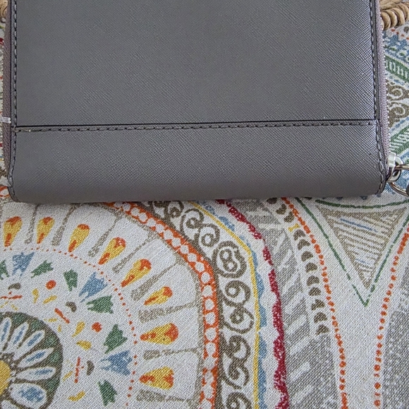 Marc Jacobs New York Gray Leather Wallet, Wristlet Strap - Picture 8 of 13